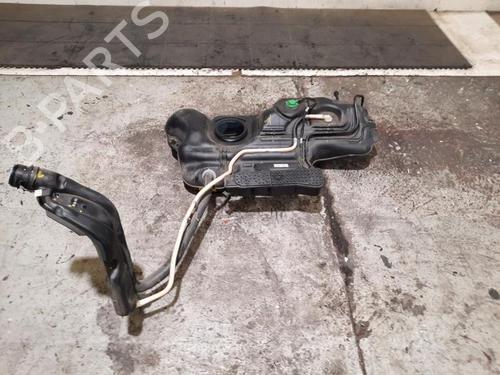 Used Fuel tank OPEL CORSA F (P2JO) 1.2 (68) (75 hp) 30187533