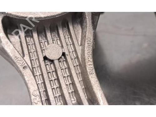 Gearbox mount CITROËN JUMPY III Van (V_) 2.0 BlueHDi 145 | BP32276885M88