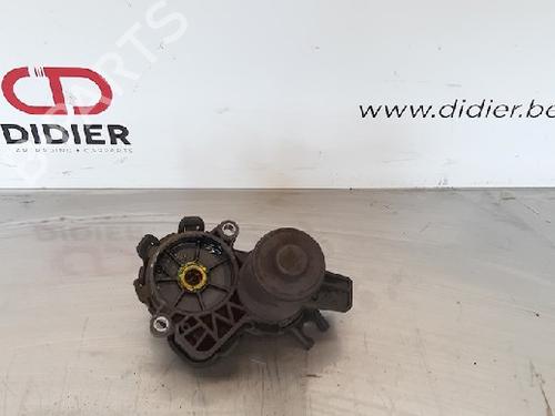Used Electric handbrake VOLVO S90 II (234) D5 AWD (235 hp) 15017513