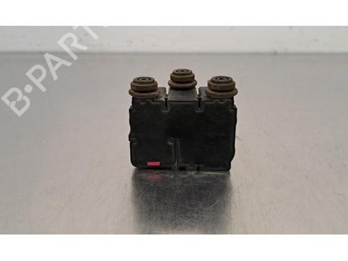 Annen LAND ROVER RANGE ROVER VELAR (L560) 3.0 D300 SDV6 4x4 (300 hp) 28092341