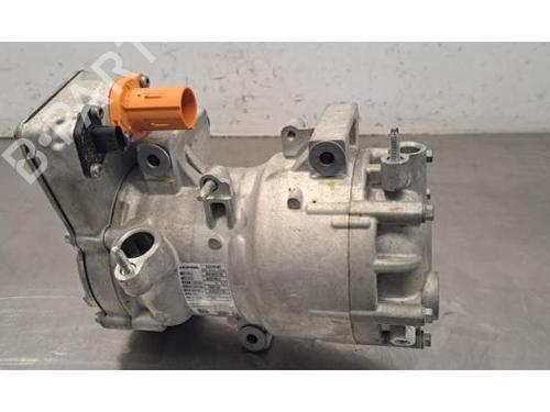 Used AC compressor AC compressor PEUGEOT 3008 III (KA_, KB_, KC_) e-210 (KCZKZX) (213 hp) 33612178 33612178