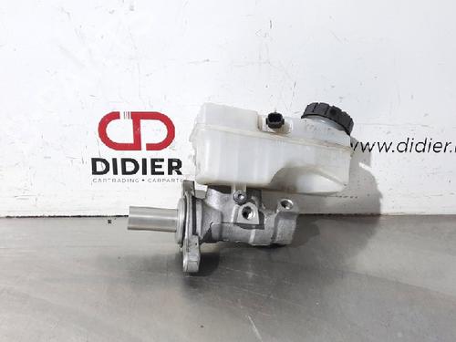 Hovedbremsecylinder DACIA DUSTER (HS_) 1.5 dCi (HSAJ) (90 hp) 10874903