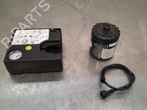 Used Jack Kit MERCEDES-BENZ CLA Shooting Brake (X117) CLA 220 CDI / d (117.903) (177 hp) 23639944