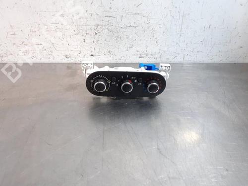 AC-Styringsenhed/Manøvreenhed RENAULT TRAFIC III Van (FG_) 2.0 dCi 120 (FGMN) (120 hp) 31324392