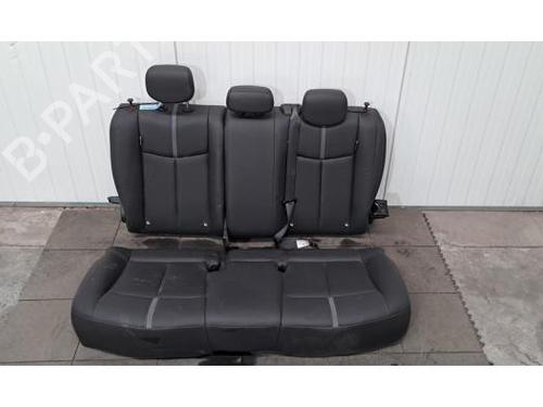 Sæde bagtil (2. række) Sæde bagtil (2. række) NISSAN LEAF (ZE1) Electric (150 hp) 34200456 34200456