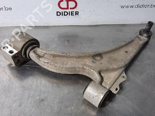 Used Left front suspension arm OPEL ZAFIRA TOURER C (P12) 1.6 CDTI (75) (136 hp) 10880442