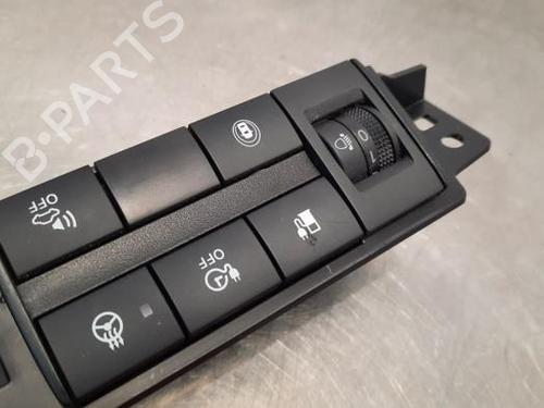 Switch NISSAN LEAF (ZE1) Electric | BP23580437I30