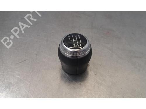Used Shift knob Shift knob DACIA SANDERO III 1.0 SCe 65 (67 hp) 40050003 40050003