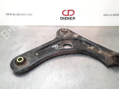 Used Right front suspension arm PEUGEOT 2008 I (CU_) 1.2 THP 110 / PureTech 110 (110 hp) 10888803