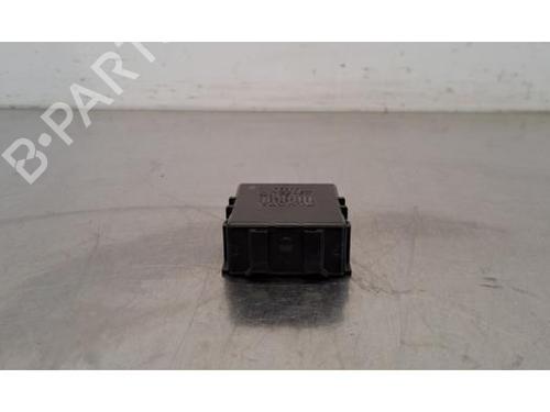 Używane Moduł elektroniczny TOYOTA C-HR (_X1_) 1.8 Hybrid (ZYX10_, ZYX11_, ZYX10R, ZYX11R) (122 hp) 30605145