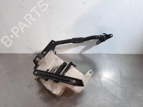 Used Windscreen washer tank BMW 7 (E65, E66, E67) 730 d (218 hp) 20079170