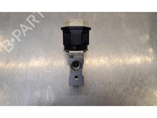 Electronic sensor SUBARU SOLTERRA EV | BP37092082M84 - Image 4