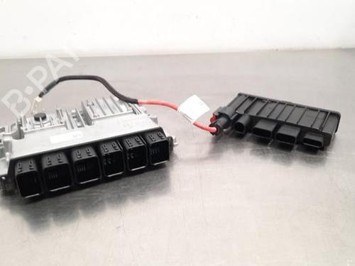 Used Engine control unit (ECU) BMW 1 (F40) 116 d (116 hp) 21673802