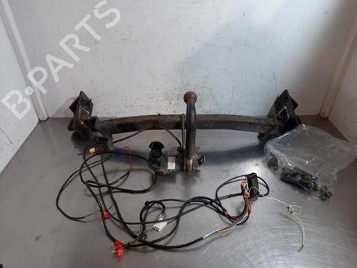 Used Tow ball/Mechanism MERCEDES-BENZ CLA Coupe (C117) CLA 180 CDI / d (117.312) (109 hp) 29389195