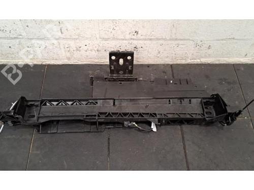 Used Crossmember CITROËN C5 X (ND_, NC_) PureTech 130 (NCHNSP) (131 hp) 30629327