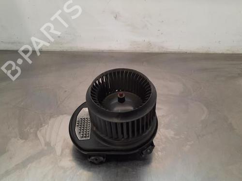 Moteur de chauffage MERCEDES-BENZ CLA Coupe (C117) CLA 200 CDI / d (117.308) (136 hp) 23613512
