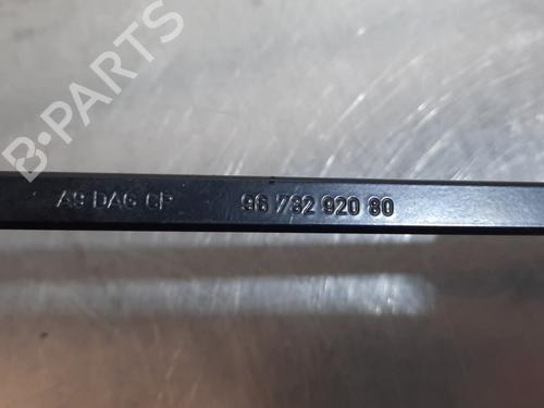 Front windshield wiper arm CITROËN C3 / C3 ORIGIN III (SX) 1.6 BlueHDi 75 | BP15725961C143 