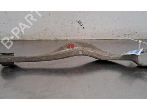 Højre bagtil bærearm Højre bagtil bærearm MERCEDES-BENZ C-CLASS (W206) C 300 e (206.054) (313 hp) 35997652 35997652
