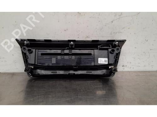 Switch BMW 2 Active Tourer (F45) 218 i | BP24820804I30 