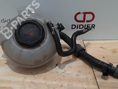 expansion-tank-vw-golf-vii-5g1-bq1-be1-be2-20-gti-5q0121407g-2012-2013-2014-2015-2016-2017-2018-2019-2020-2021-10878397 main image