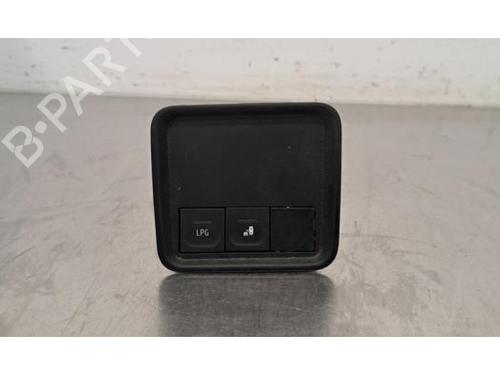 Used Switch DACIA DUSTER (HM_) 1.0 LPG (HMMT) (101 hp) 29388984