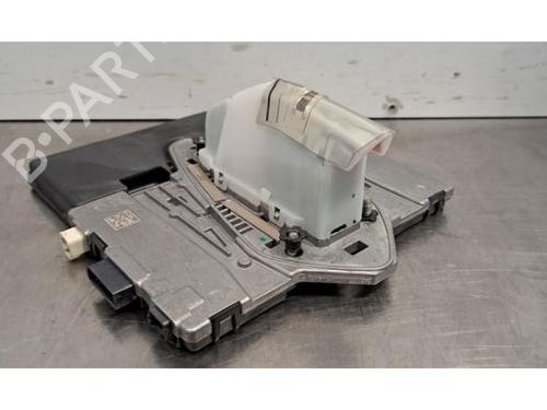 Used Antenna/Base Antenna/Base PEUGEOT 308 III (FB_, FH_, FP_, F3_, FM_) BlueHDi 130 (FBYHZL, FBYHZT) (131 hp) 32633041 32633041