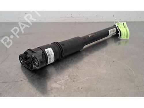 Used Left rear shock absorber PEUGEOT 2008 II (UD_, US_, UY_, UJ_, UR_, UC_) e-2008 (UKZKXZ) (136 hp) 28966580