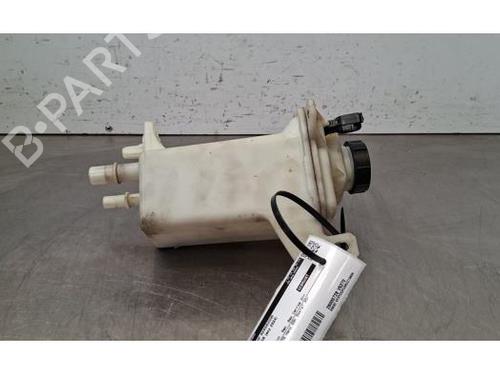 Used Brake fluid reservoir Brake fluid reservoir 39480907 39480907