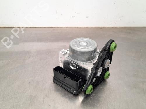 Used ABS pump AUDI Q3 Sportback (F3N) 45 TFSI e (245 hp) 15235766