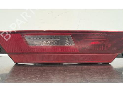 Used Rear fog light PEUGEOT 3008 III (KA_, KB_, KC_) e-210 (KCZKZX) (213 hp) 30739465