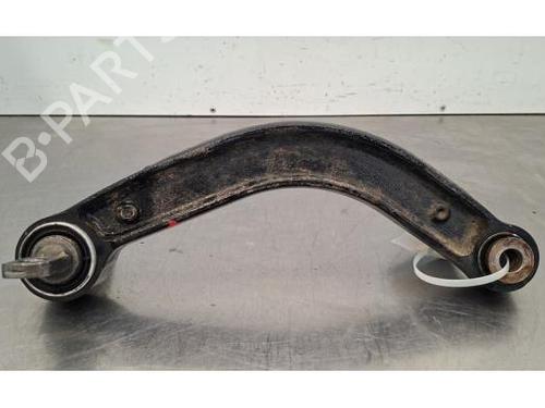 Used Right rear suspension arm Right rear suspension arm PEUGEOT 3008 III (KA_, KB_, KC_) e-210 (KCZKZX) (213 hp) 33612359 33612359