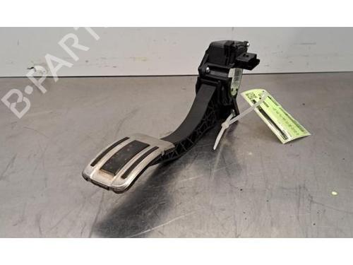 Gaspedaal PEUGEOT 308 III (FB_, FH_, FP_, F3_, FM_) Hybrid 225 (F3DGYT, F3DGNH) (224 hp) 31698802