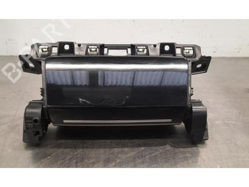 Koppholder/Gjenstandsholder Koppholder/Gjenstandsholder PEUGEOT 2008 II (UD_, US_, UY_, UJ_, UR_, UC_) 1.5 BlueHDI 100 (102 hp) 34198741 34198741