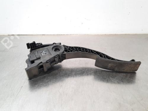 Pedal MERCEDES-BENZ A-CLASS (W176) A 200 CDI / d (176.008) (136 hp) 15029208