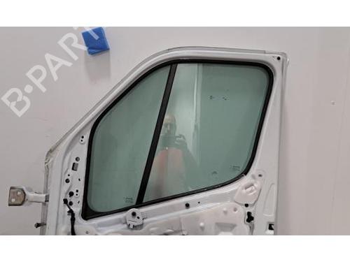 Right front door RENAULT MASTER III Van (FV) 2.3 dCi 145 RWD (FV0E, FV0F, FV0T, FV10, FV12, FV11) | BP31375087C3 