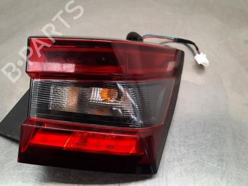 Used Right taillight NISSAN JUKE (F16_) DIG-T 117 (117 hp) 23605224