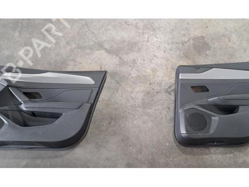 Seats set PEUGEOT 308 III (FB_, FH_, FP_, F3_, FM_) PureTech 130 (FPHNSL, FPHNST) | BP29414349C78 