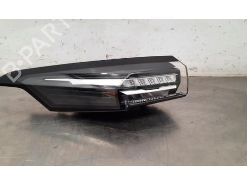 Used Left taillight PEUGEOT 308 III (FB_, FH_, FP_, F3_, FM_) Hybrid 136 (FPHPYC) (136 hp) 24832138