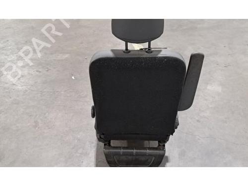 Left front seat RENAULT MASTER III Van (FV) 2.3 dCi 135 FWD (FV0N, FV08, FV06, FV00, FV1S) | BP29872115C15
