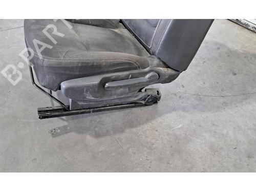Left front seat RENAULT TRAFIC III Van (FG_) 2.0 dCi 120 (FGMN) | BP28081894C15