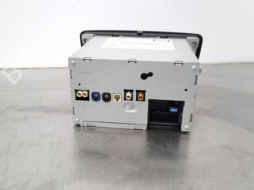 Radio MERCEDES-BENZ GLA-CLASS (X156) GLA 180 (156.942) | BP11729467E6 