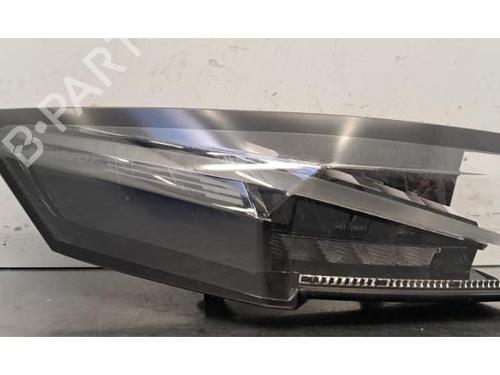 Venstre baglygte Venstre baglygte PEUGEOT 308 III (FB_, FH_, FP_, F3_, FM_) Hybrid 180 (F3DGXT, F3DGMH) (181 hp) 35970103 35970103