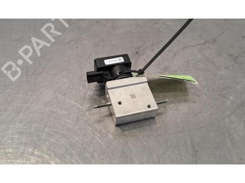 Used AC pipe PEUGEOT 308 III (FB_, FH_, FP_, F3_, FM_) e-308 (FMZKWZ) (156 hp) 29343630
