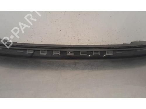 Used Rear center light Rear center light PORSCHE TAYCAN (Y1A) Turbo (Y1AFC1) (680 hp) 34048610 34048610