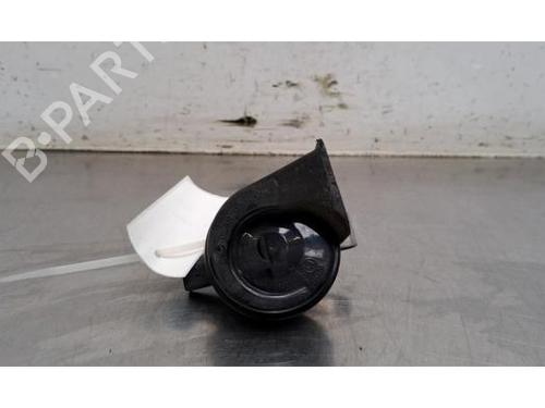 horn-vw-polo-vi-aw1-bz1-ae1-2017-36443920 main image