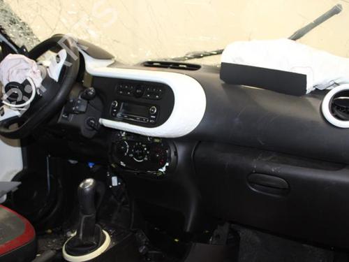 Engine control unit (ECU) RENAULT TWINGO III (BCM_, BCA_) 1.0 SCe 70 | BP23623589M57 