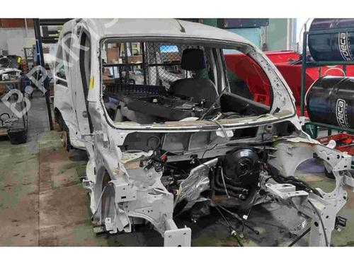 Front wipers mechanism NISSAN NV250 Van (X61) dCi 95 | BP10875013C83 
