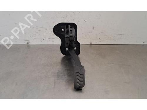 Used Pedal Pedal 37623810 37623810