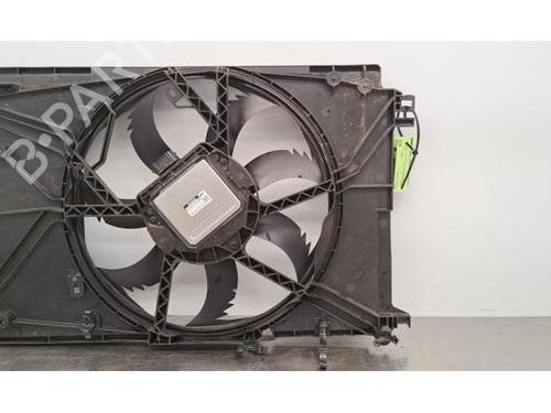 Radiator fan TOYOTA RAV 4 V (_A5_, _H5_) 2.5 Hybrid (AXAH52) | BP28086316M35 