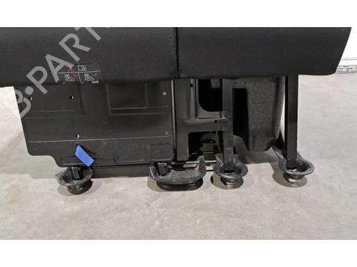 Right front seat PEUGEOT EXPERT Van (V_) 2.0 BlueHDi 145 | BP30806467C16 